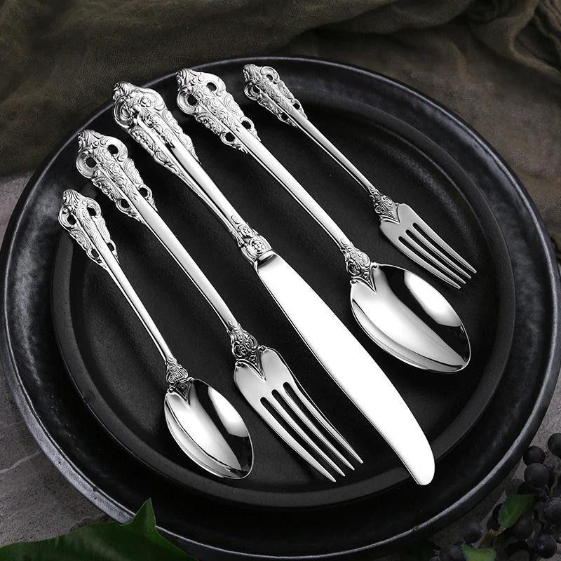 Gold Stainless Steel Cutlery Set – Elegant Silhouette Design